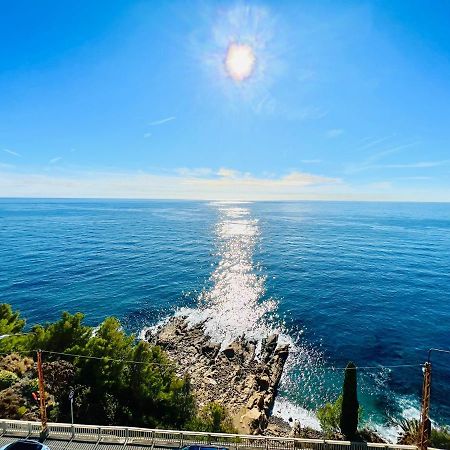 Suite Sunset 21 - Fronte Mare San Remo Exterior foto