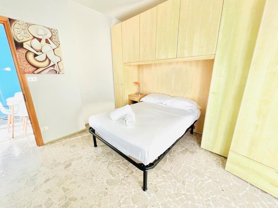 Suite Sunset 21 - Fronte Mare San Remo Exterior foto