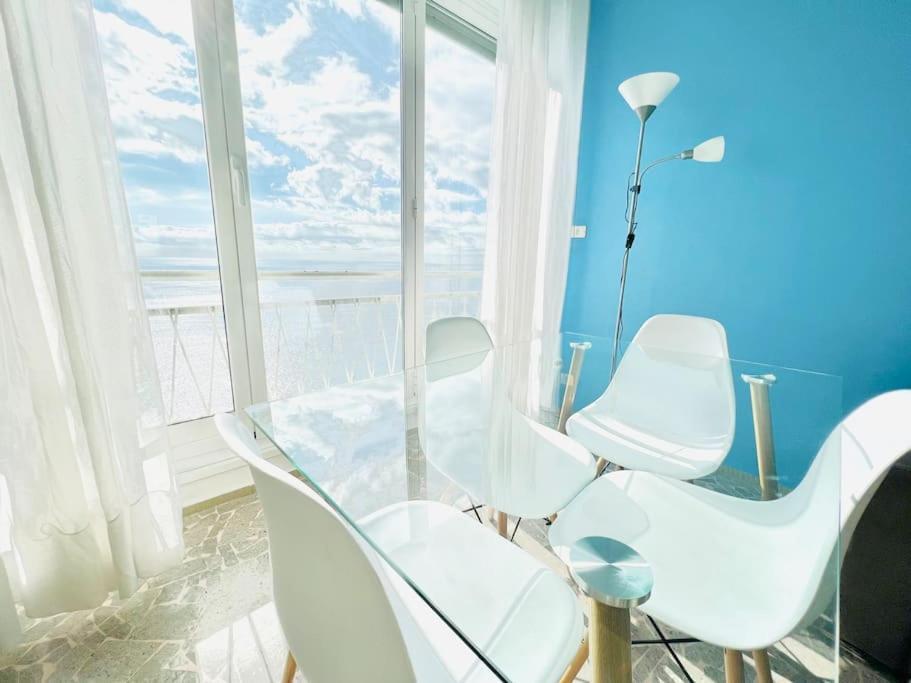 Suite Sunset 21 - Fronte Mare San Remo Exterior foto