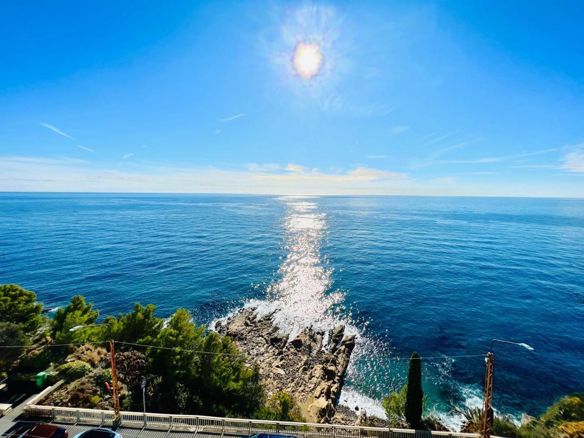 Suite Sunset 21 - Fronte Mare San Remo Exterior foto