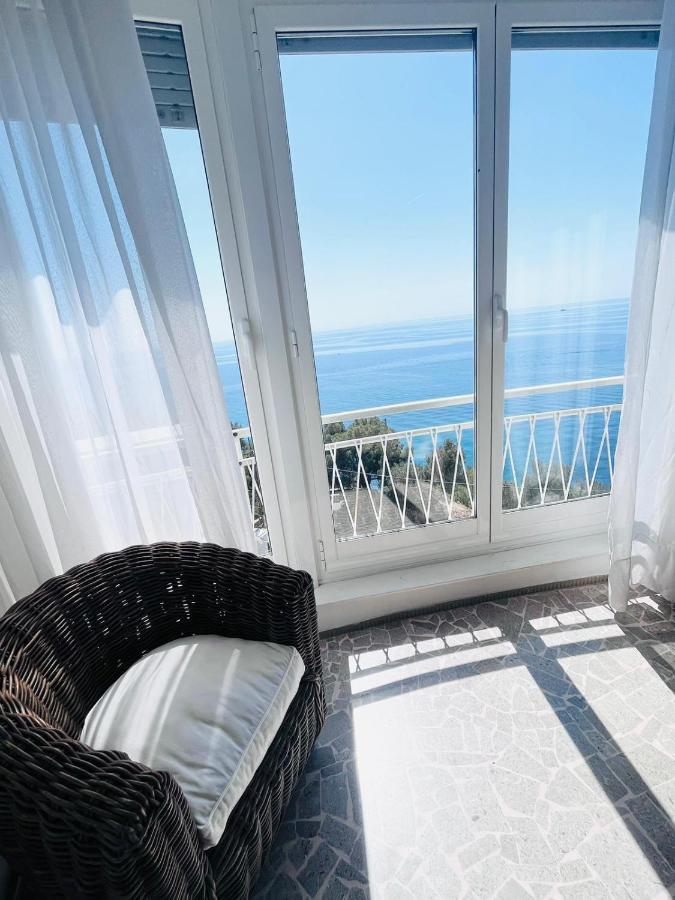 Suite Sunset 21 - Fronte Mare San Remo Exterior foto