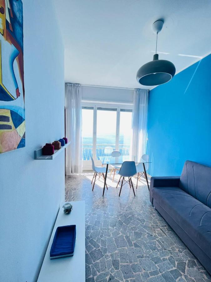 Suite Sunset 21 - Fronte Mare San Remo Exterior foto